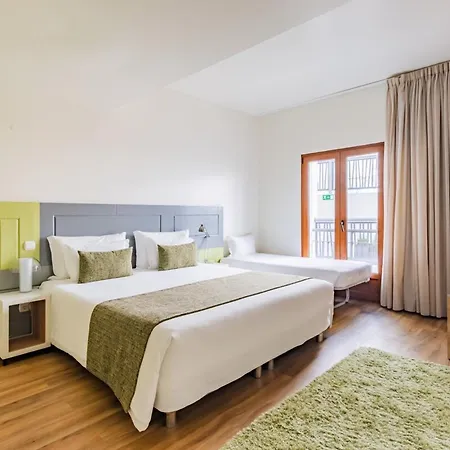 Porta Da Arrabida Hotel 3*