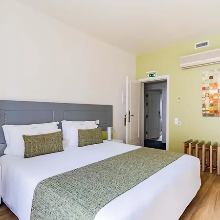 Porta Da Arrabida Hotel 3*