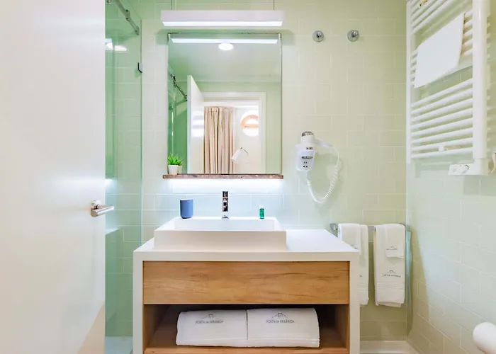 Porta Da Arrabida Guest house Palmela